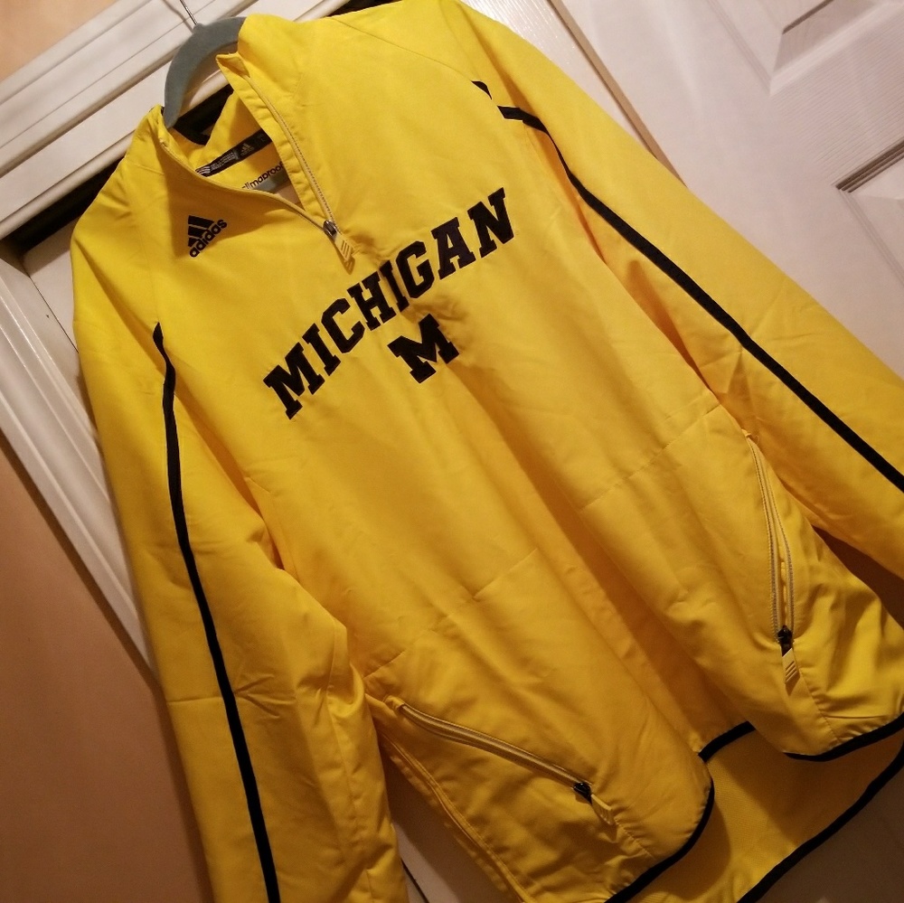 New Mens Michigan Wolverines windbreaker